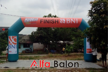 Balon Gate Start Finish Run