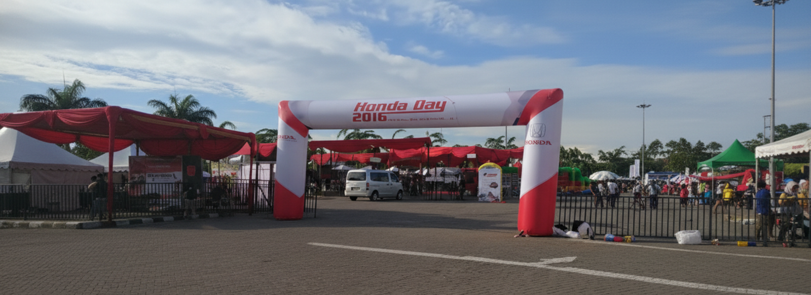 balon gate kotak